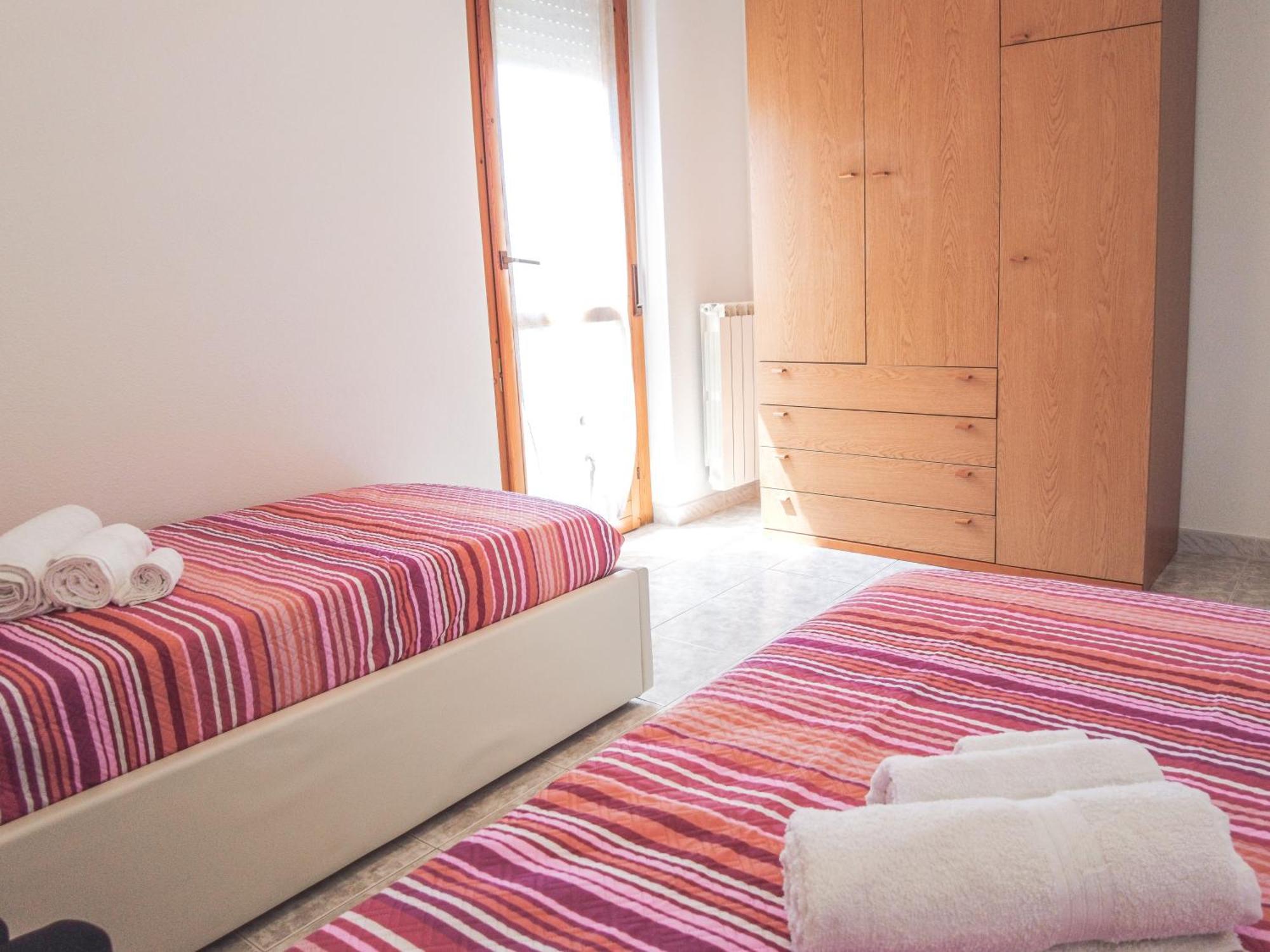 Budget Beds Альгеро Экстерьер фото