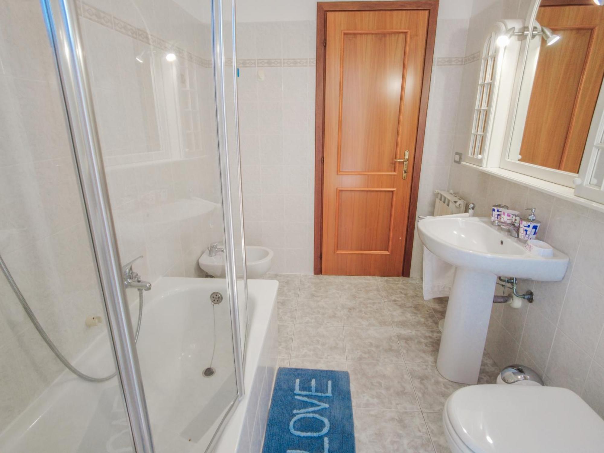 Budget Beds Альгеро Экстерьер фото