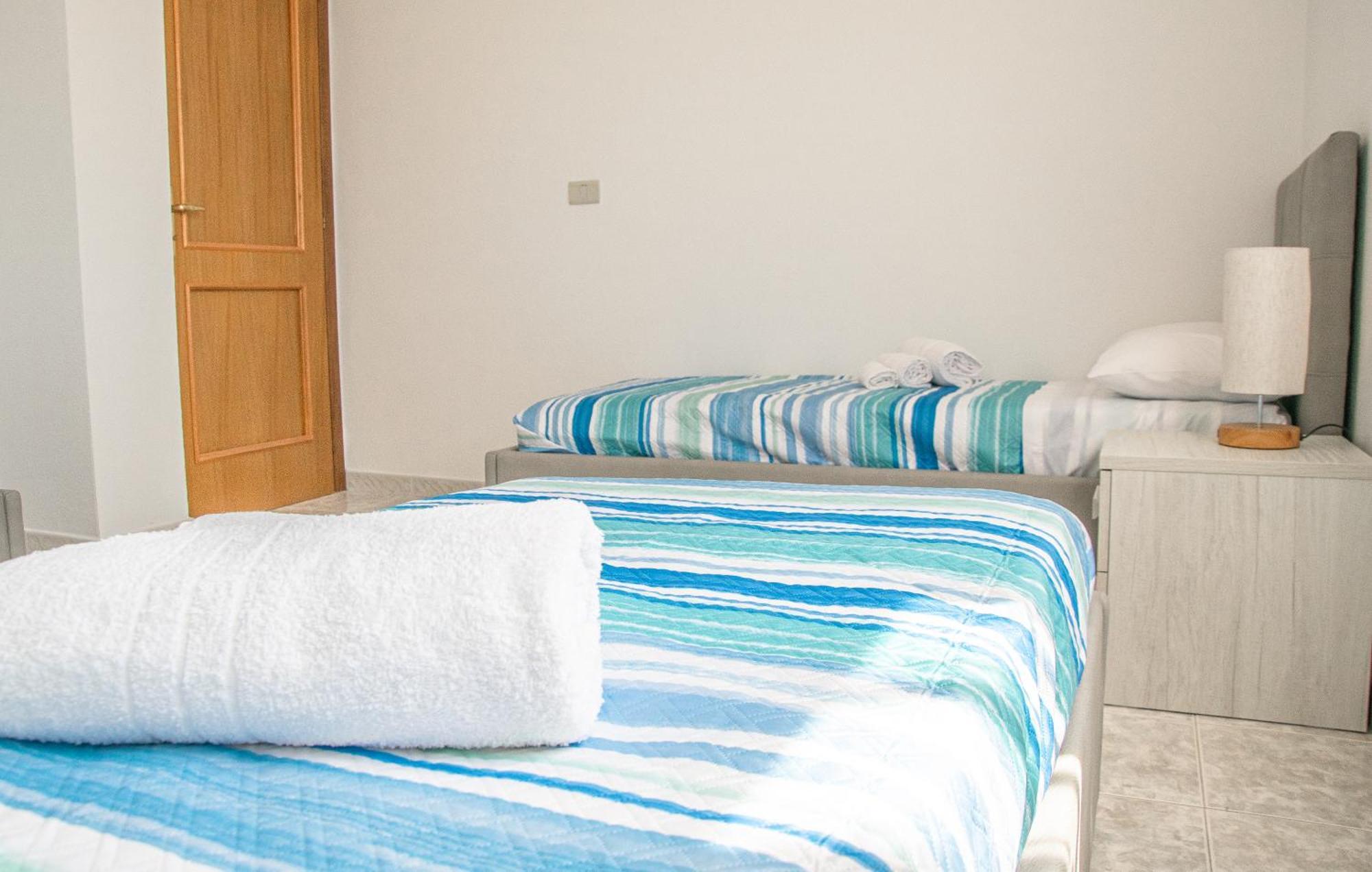 Budget Beds Альгеро Экстерьер фото
