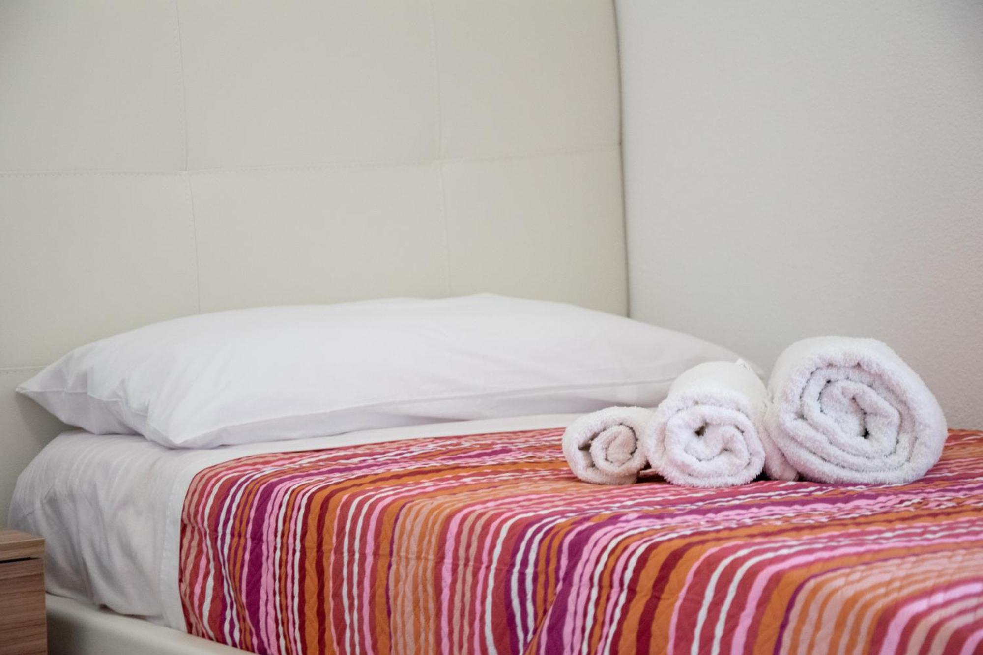 Budget Beds Альгеро Экстерьер фото